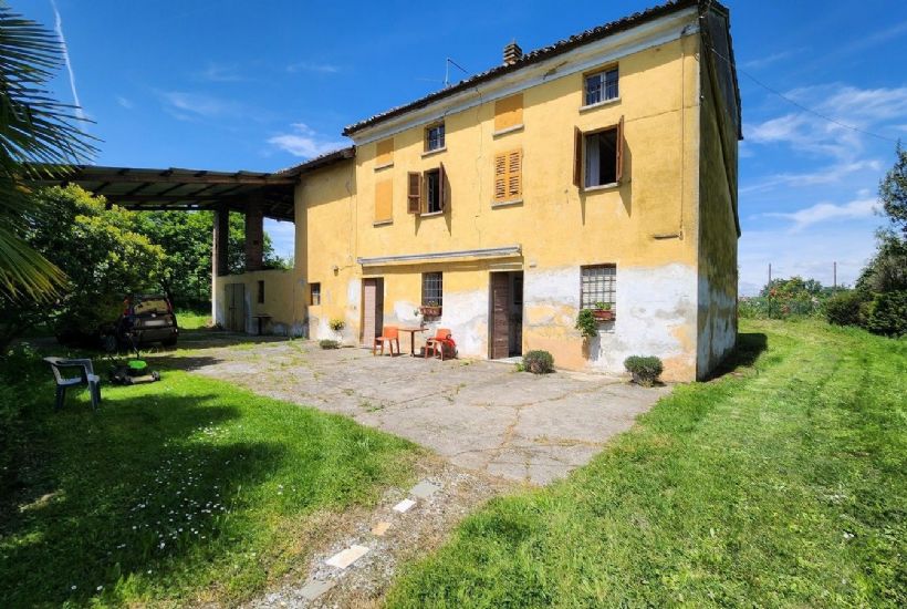 Country house in Castel San Giovanni